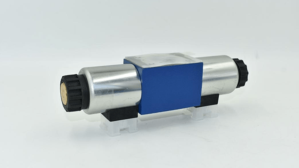 Original Rexroth solenoid directional control valve